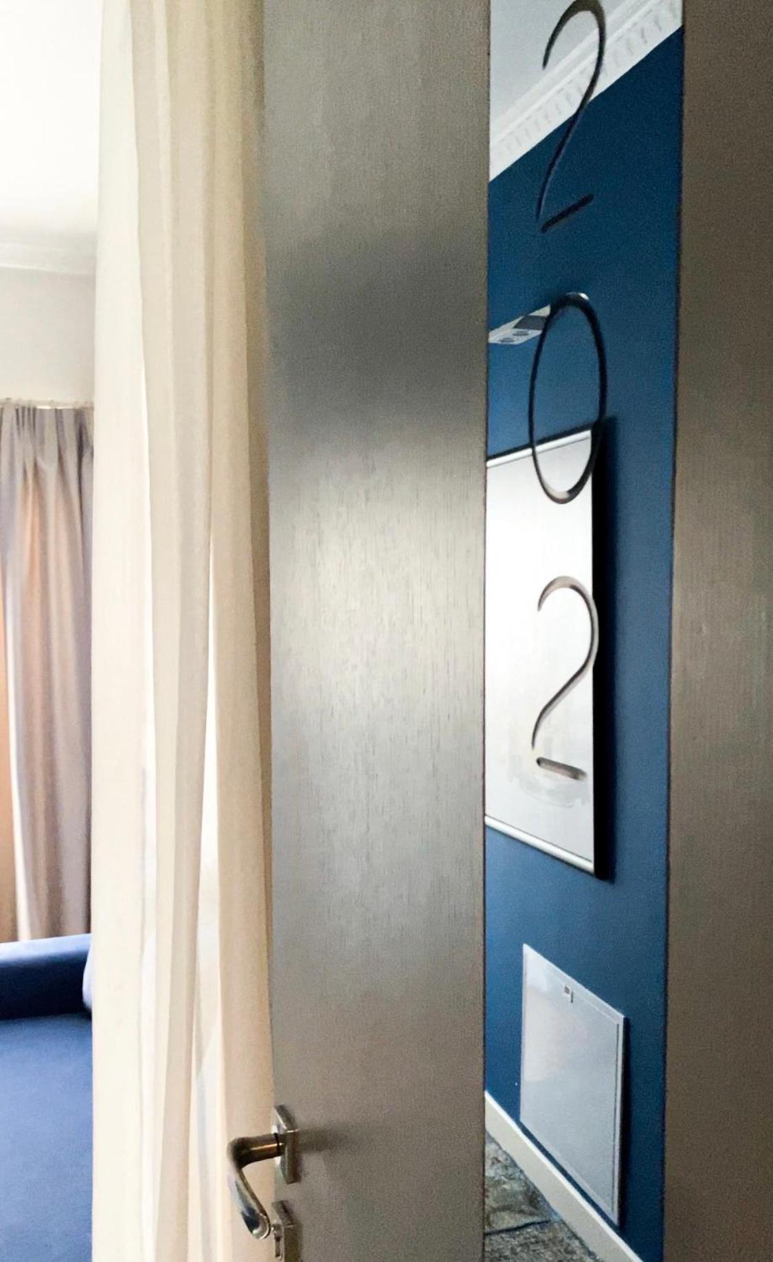 Meri Boutique Hotel Korce Quarto foto